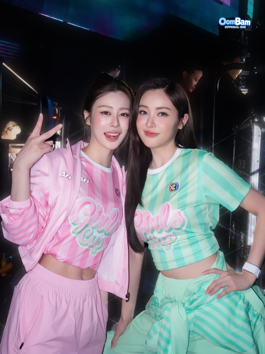 KeibbeumFan's tweet photo. Bam always hiding it. thank you for this teaser 🫠

OOMBAM MATCH DAY
#CH3GirlsCup2026
#อุ้มแบม #OomBam https://t.co/8X3nUayhQS