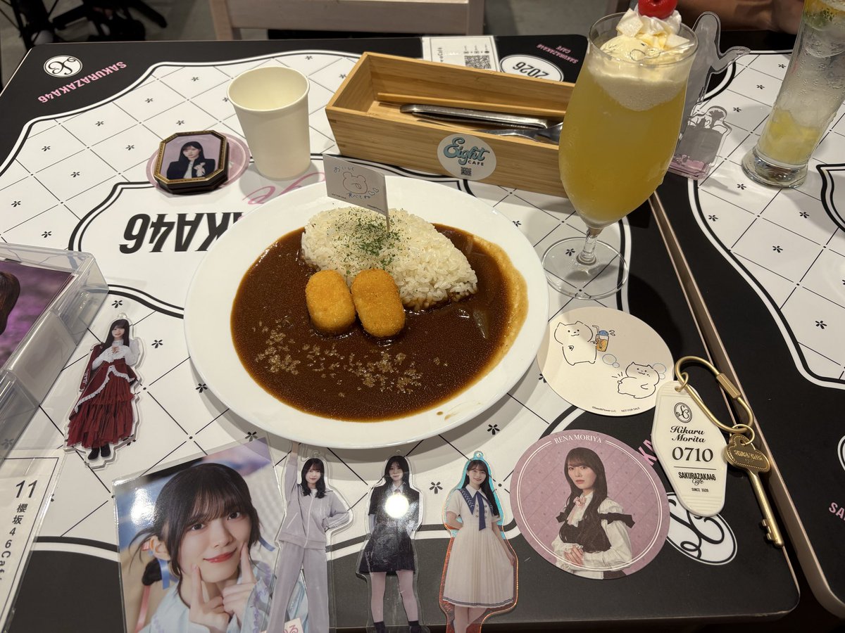RunRisa10_27's tweet photo. 櫻カフェ満喫〜〜 https://t.co/9jz030Epwz