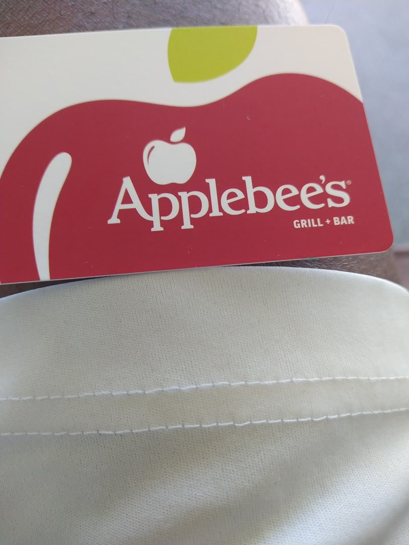 tommyjohn50's tweet photo. @Alexsky003 Adey buyy Applebee's gift card 🙋‍♂️💯 https://t.co/xqO9pdIflv