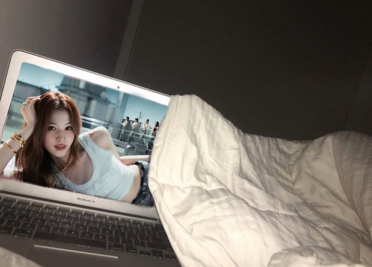 twjyjeong's tweet photo. Good night! https://t.co/RgSQRMdbXN