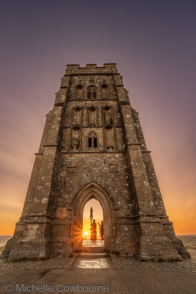 Glastomichelle's tweet photo. Lammas blessings from Glastonbury Tor. It was a beautiful morning and lovely sunrise. Lammas means "loaf-mass," and marks the very first grain harvest of the year. Lammas/Lughnasadh A few photographs from this morning. https://t.co/f4nHgCOUJD