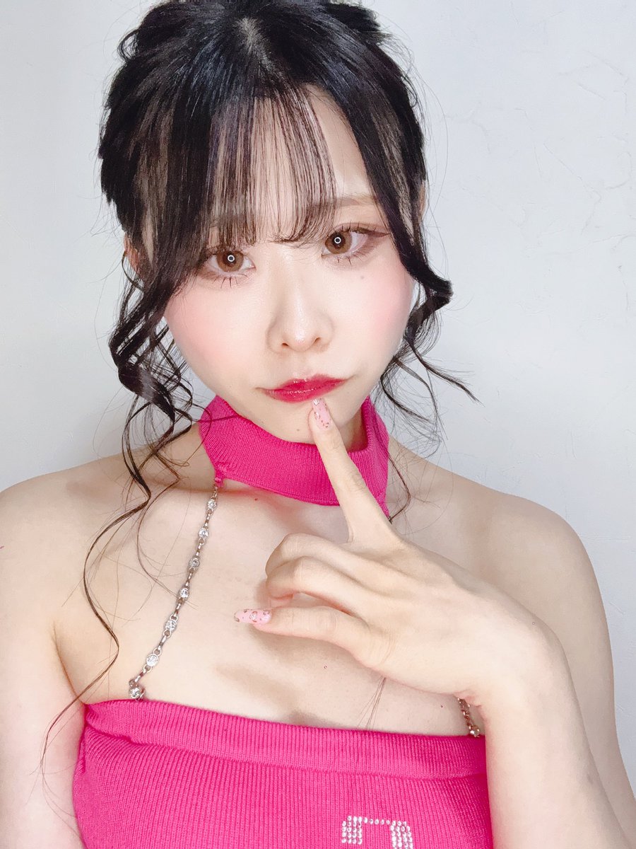 turimenyan's tweet photo. この後17時から1時間だけTikTokライブしまちゅ💓
今日中にTikTokのフォロワー1000人超えたらいいなあ💭💕
良かったらみんなフォローお願いします🫶🏻
そしてお時間合う方はぜひ配信聞きに来てねん🎀🎶
配信先↓
https://t.co/uwRJBRy0Up https://t.co/CobhbFQY7S