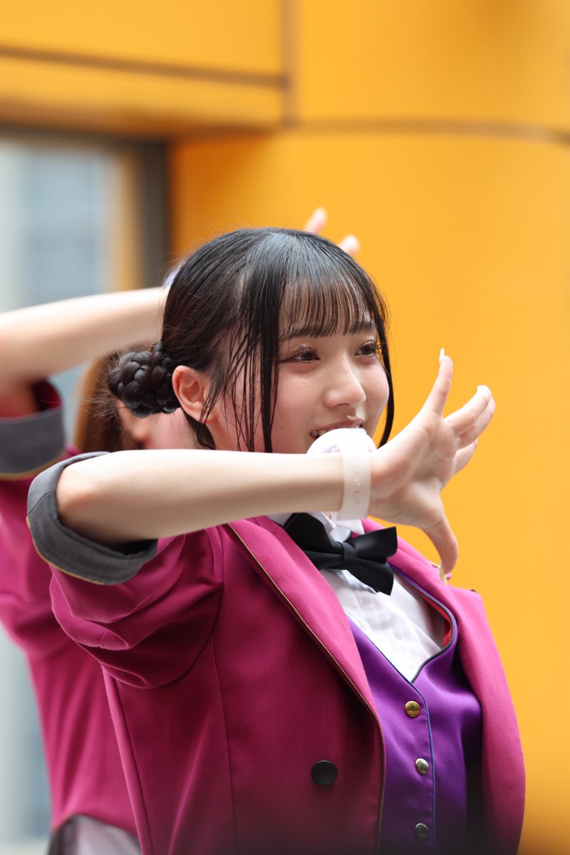 yuuki1298's tweet photo. ナルハさん今日はお団子ヘアーでした🍡
以前もタワレコ渋谷の屋上でのリリイベもお団子でしたね☺️

ナルハさんのお団子ヘアーは反則です。
嫌いな人絶対いないよね🥰

#GANGFINALE
#ギャンパレ渋谷
#ギャンパレひろめて
#ナルハワールド https://t.co/AmVIQpfxyy