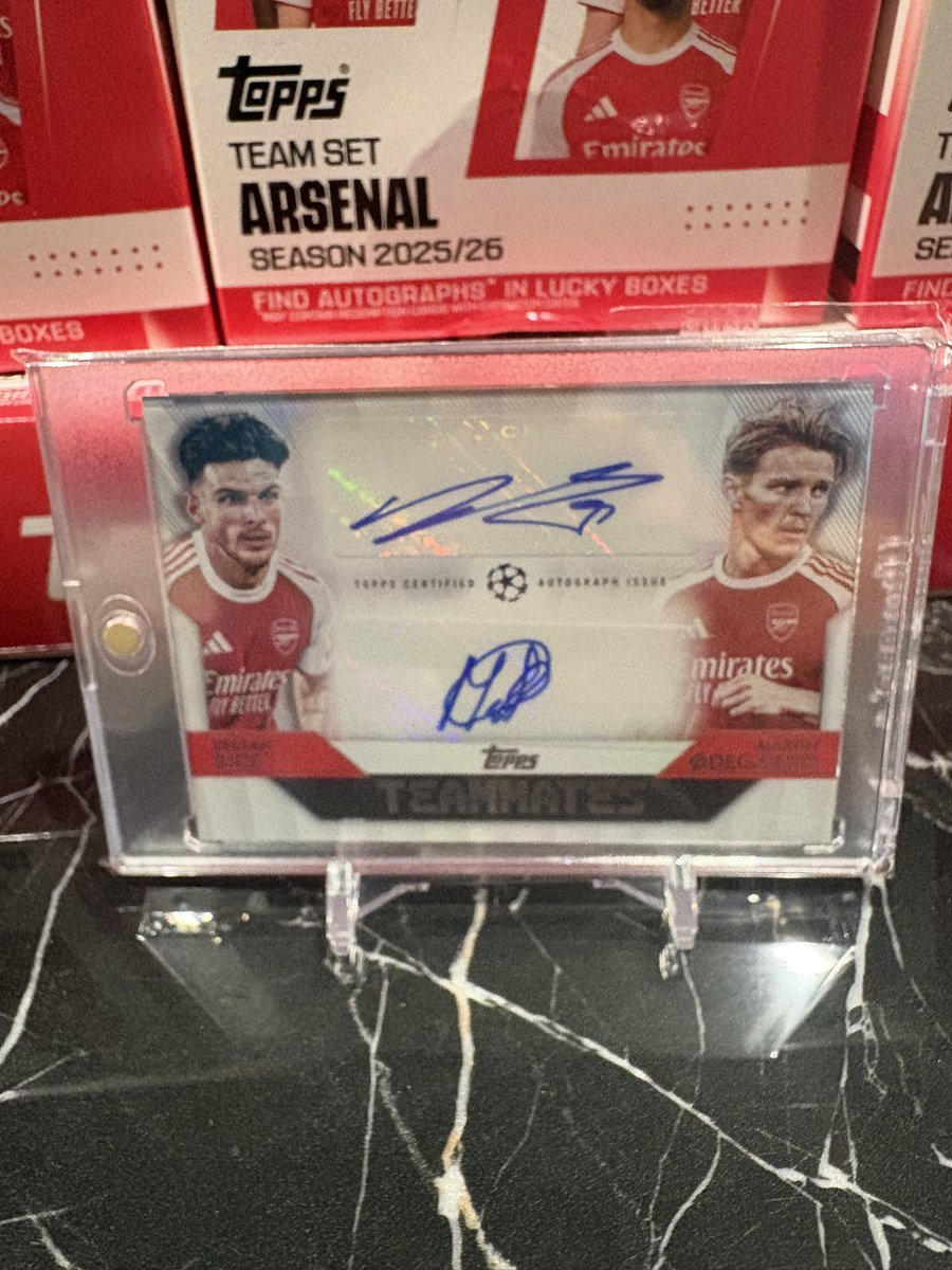 46collection46's tweet photo. 【Aのマイコレ】19
2025/26シーズンのTopps UEFA Club Competitions(UCC)シリーズ
Martin Ødegaard、Declan Rice
Dual auto
Dual autoは初ゲットだから嬉しい!!
#arsenal
#declanrice
#odegaard
#dualauto
#topps
#UCC
#カードコレクション
#arsenalコレクション
#マイコレ https://t.co/x8D8oQ3DbP