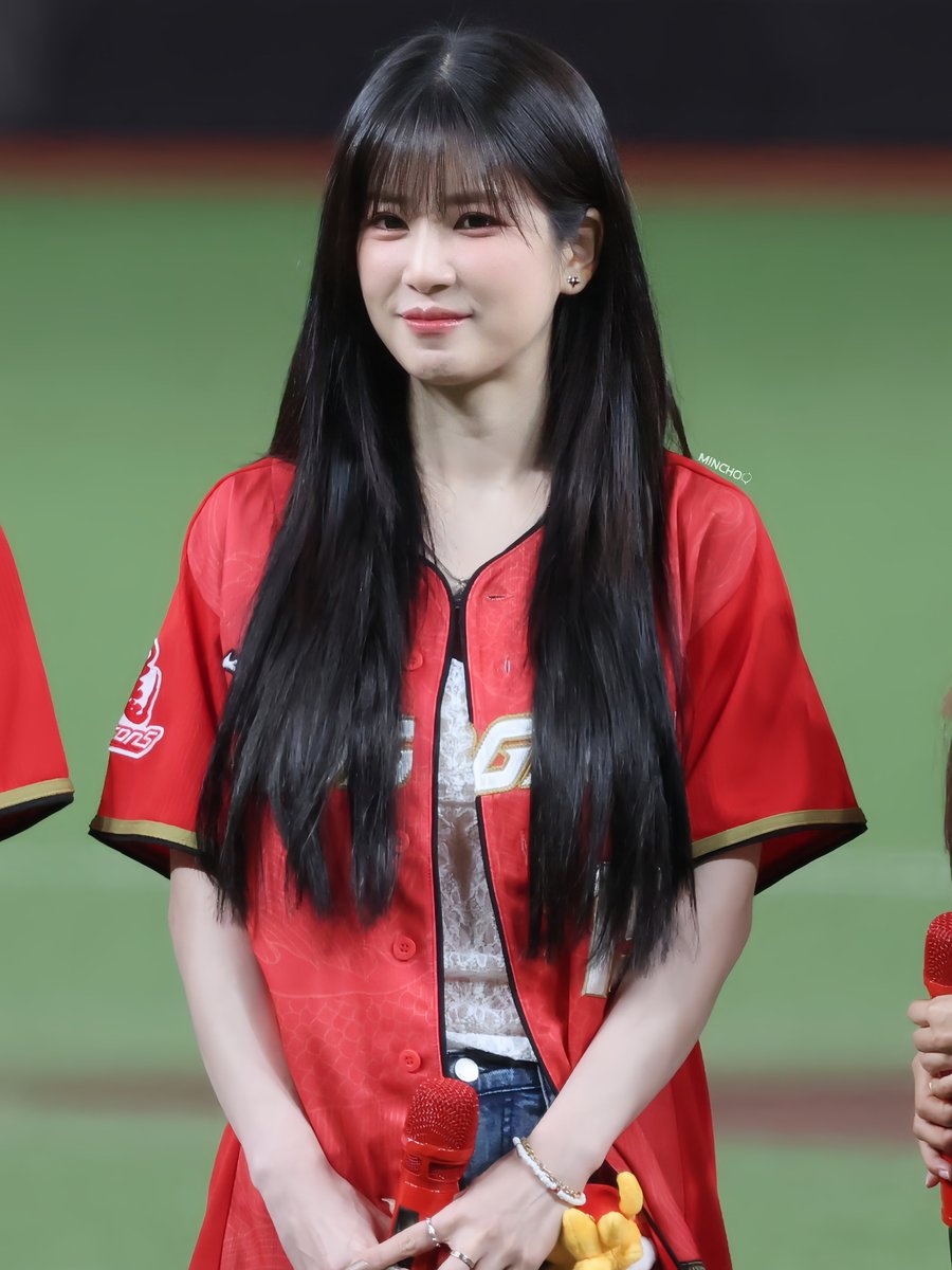 mincho_gado's tweet photo. 260731 타이베이 돔

미쳤다😍😍😍

@Apinkpcr 

#에이핑크 #Apink 
#박초롱 #초롱 #CHORONG https://t.co/ZbxiLsT1Pq