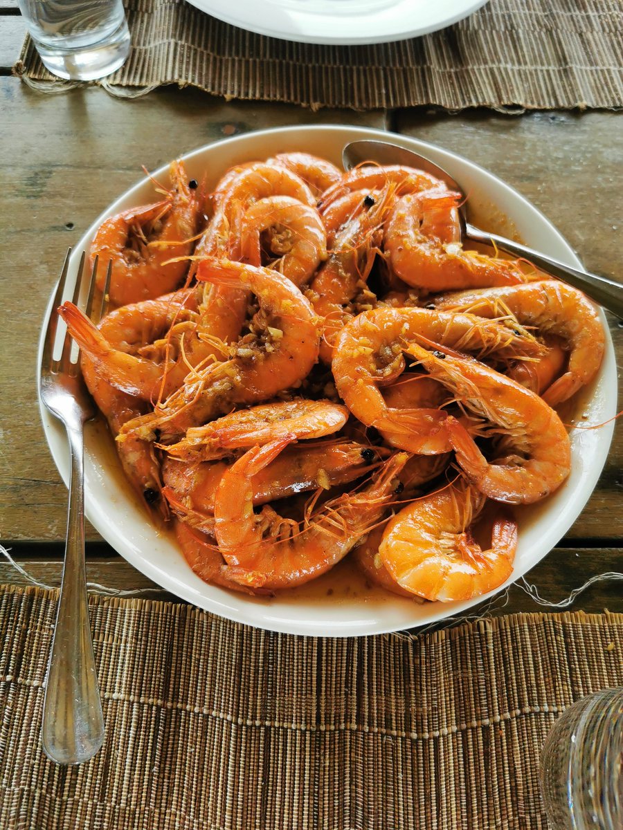 jojopollack's tweet photo. #Balesin #FishFun #Lunch #GarlicAndButteredShrimp #SteamedFish #ChichenInasal #Pakbet https://t.co/fa81GTAmd5