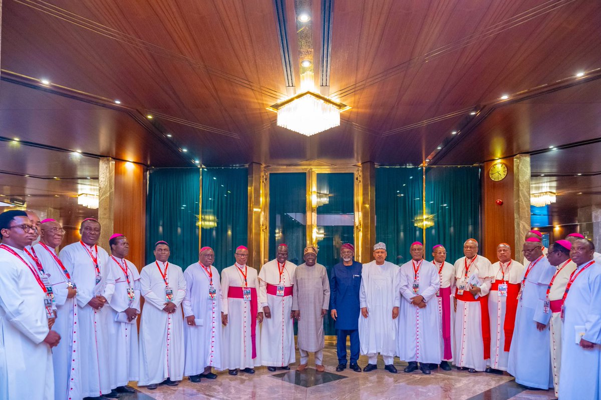 DailyPostNGR's tweet photo. Catholic Bishops’ visit: Tinubu rejected our concerns – Cardinal Onaiyekan https://t.co/6G9Z1tp9zl https://t.co/Yo4QFhCHwZ