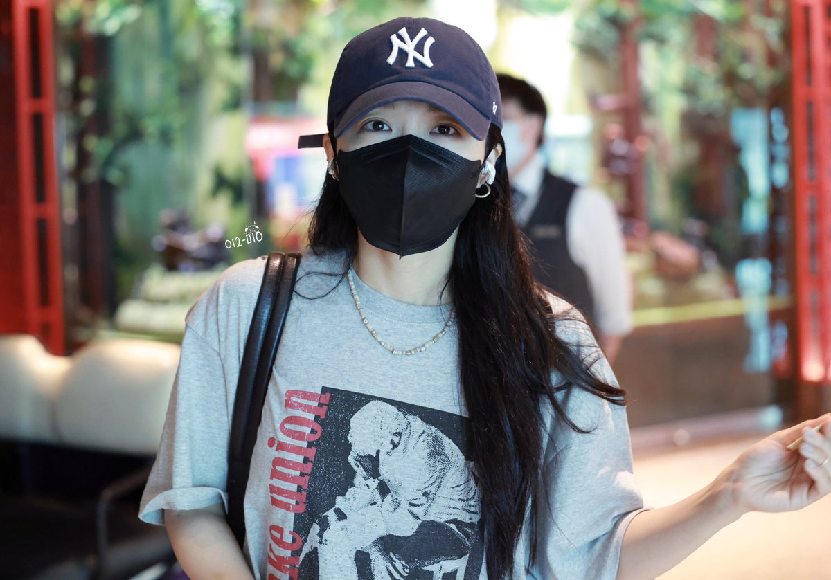 Forever__Eunji's tweet photo. 260801 TPE 🛫 정은지

@Apinkjej 🐶☘️

행복하고 특별한 8월에두 잘 부탁해영 🌊

#Apink #에이핑크 #정은지 #은지 #郑恩地 https://t.co/XgdxQkfx12