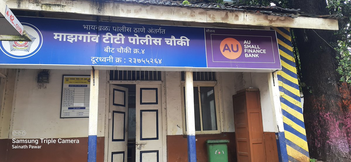 cybhai's tweet photo. @MTPHereToHelp @CPMumbaiPolice Constable Wankhede does not have his name displayed, is taking photographs of moving vehicle, when questioned, runs awar and hides, is this how traffic police function in city? https://t.co/LXdjamodin
