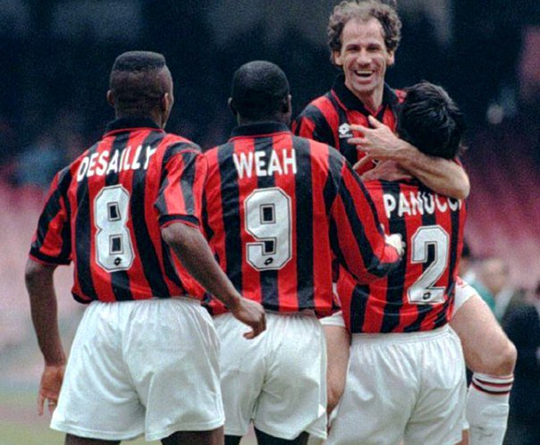 MilanPosts's tweet photo. 🗣️ Panucci spoke to Gazzetta dello Sport: Panucci, which WhatsApp message from Baresi means the most to you?

"We used to call and text each other often, but I'll never forget the message he sent me on April 12, 2023, for my 50th birthday.

'Dear Christian, you're 50 now, but you still have the spirit of a 20-year-old. Happy birthday.'

And then there's the last message I sent him... the one he never replied to because he was already ill." (Panucci becomes emotional.)
