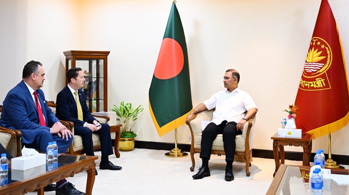 bdbnp78's tweet photo. U.S. Special Presidential Envoy for South and Central Asia, @USAmbIndia  , paid a courtesy call on BNP Chairman and Hon’ble Prime Minister Tarique Rahman today at the Prime Minister’s Office in Tejgaon.

During the meeting, they discussed Bangladesh-U.S. bilateral relations, trade and investment, regional cooperation, the Rohingya crisis, and other issues of mutual interest.

#PM #TariqueRahman #BNP #Bangladesh #USA #Diplomacy