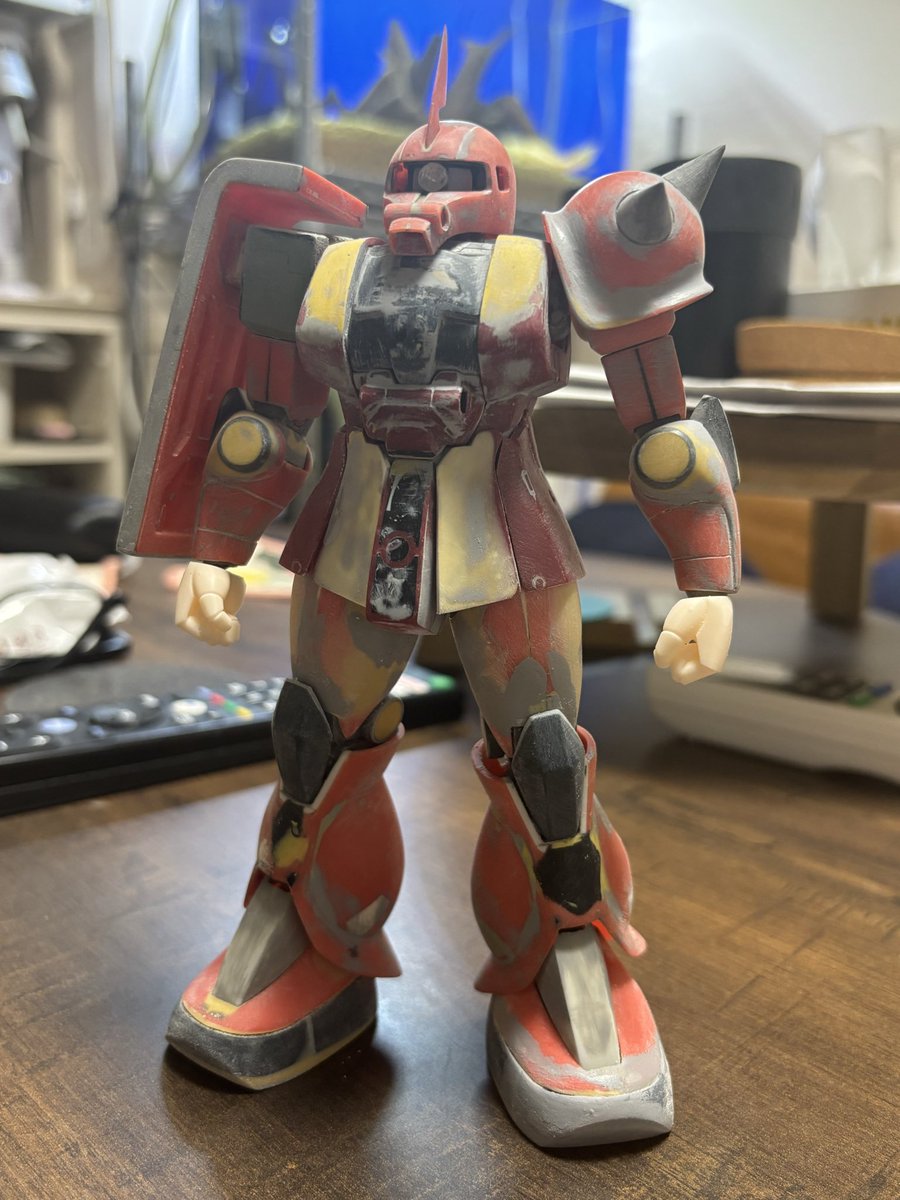hisa_beck's tweet photo. #ザク
#ガンプラ
1/100シャアザク弄り中でごさいます。
初代MGとジャンク旧キットの好きな所を
ミックス
バンドはノリモータースさんのスローバックバンド、いい感じです。
旧キットの足首凄くいい感ですね。 https://t.co/oPT9nWw0Sd