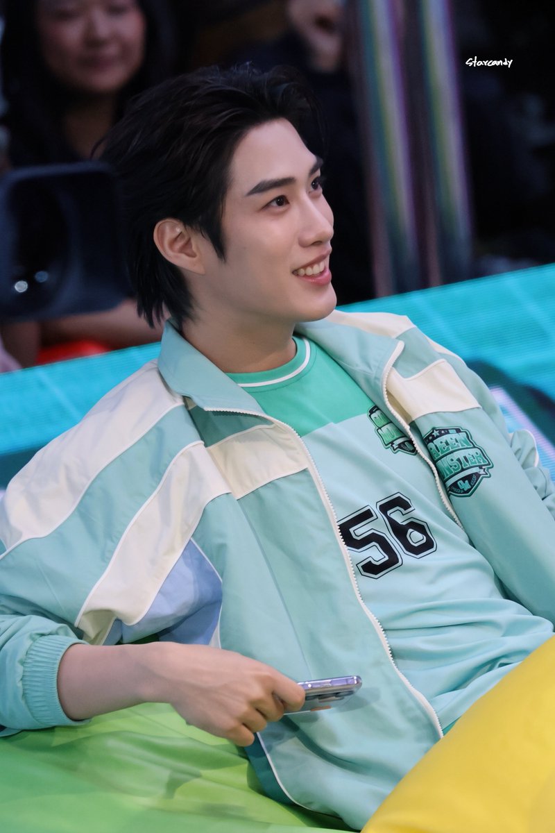 yystarcandy's tweet photo. ข้างสนามหล่อมากกกก 😍😍😍 

TFO DMD SPORTSDAY 26
#เติ้ลเฟิร์สวันสนามนี้มีรัก 

#DMDSportsDay2026 https://t.co/sqtlitUcHC
