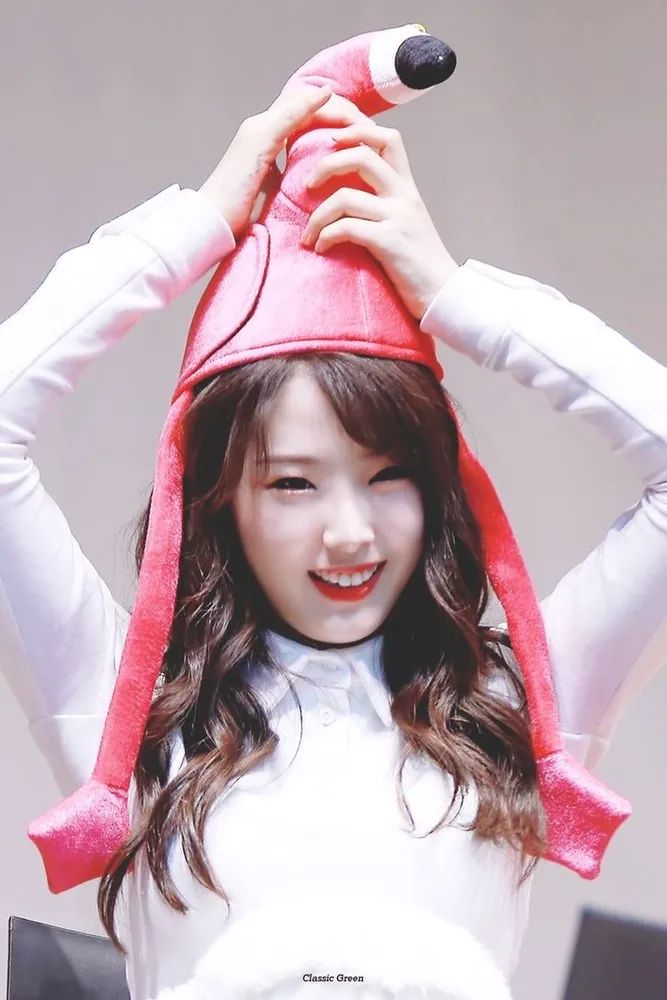 HaSeul Bot tweet media