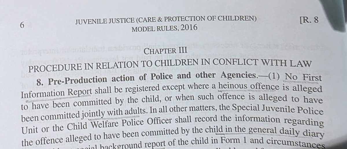ipsvijrk's tweet photo. JJ Rules के अंतर्गत petty और serious offence के लिए किसी child के विरुद्ध FIR पंजीकृत नहीं की जा सकती, FIR केवल heinous offences के लिए register की जा सकती है. 

गाली देना यद्यपि गलत है, परंतु heinous offence नहीं. ऐसे में यदि लड़की 15 वर्ष की है तो FIR कैसे पंजीकृत हो सकती है?

Just asking!