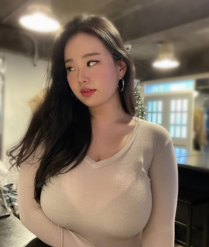 mish320617's tweet photo. 媚子164cm.52kg.Gcup.28歲 https://t.co/GyQCYMTmd6