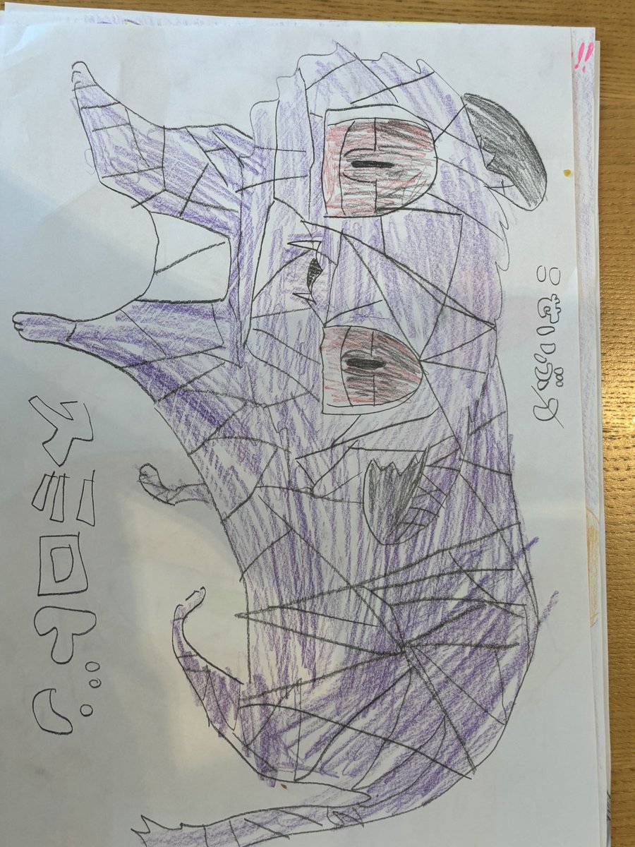 MIXL1200N's tweet photo. 地震の片付け中、娘が静かだと思ったら、塗り絵をしていた。最後のは妻が作ってくれたようだ。黙々と塗って遊んでくれて助かるな https://t.co/1HY5OiGqwI