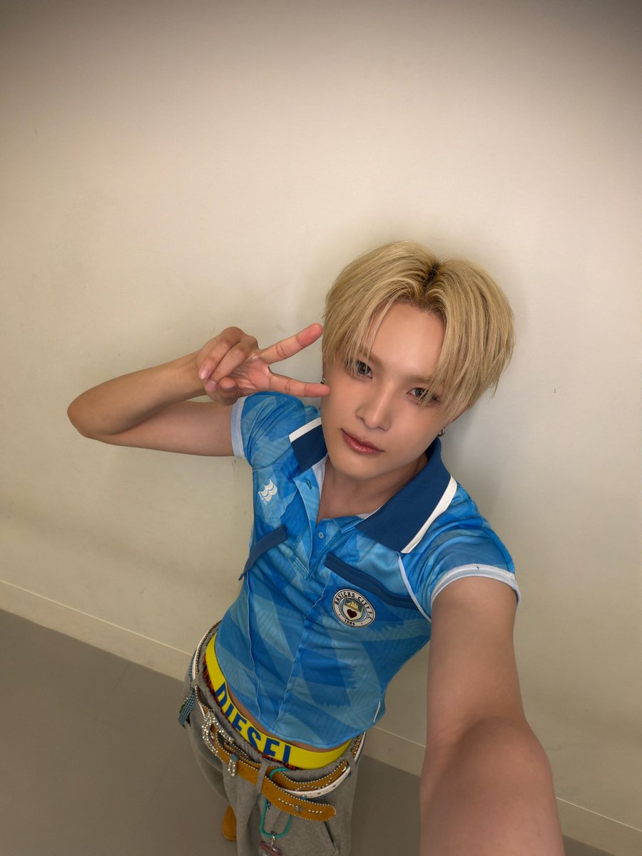 aoen_members's tweet photo. 優樹(YUJU)です🐶🩵
僕たちaoenが日本テレビ『バズリズム02』に出演させていただきました！！

是非「ハジマリCOLOR」たくさん聴いてください🌈🎶

#バズリズム
#aoen_ハジマリCOLOR
#aoen #アオエン #優樹 #YUJU https://t.co/A5lrfhI7eb