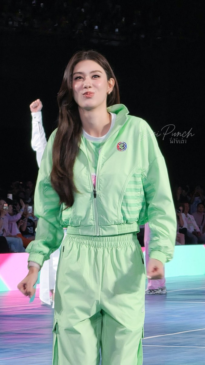 Sspunch6656's tweet photo. 😗 วูววววว ก็มาดิค๊าบบบ 
ลลีคนเท่ 💚🦋
LENAMIU GIRLS CUP CH3
#CH3GirlsCup2026
#lalinalena #ลีน่าลลินา https://t.co/b7fdsfrnkv