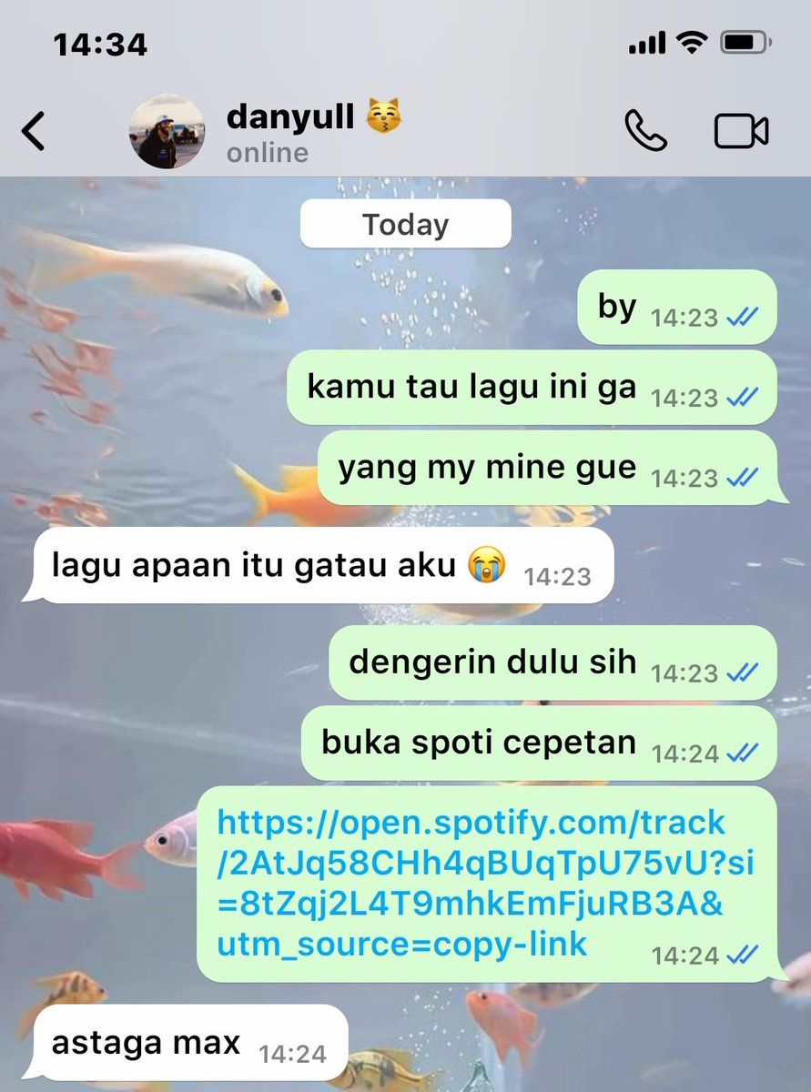 miwquezz's tweet photo. #maxiel lokal au

edisi max as gen z yang suka hipdut https://t.co/P8nJFziNK1