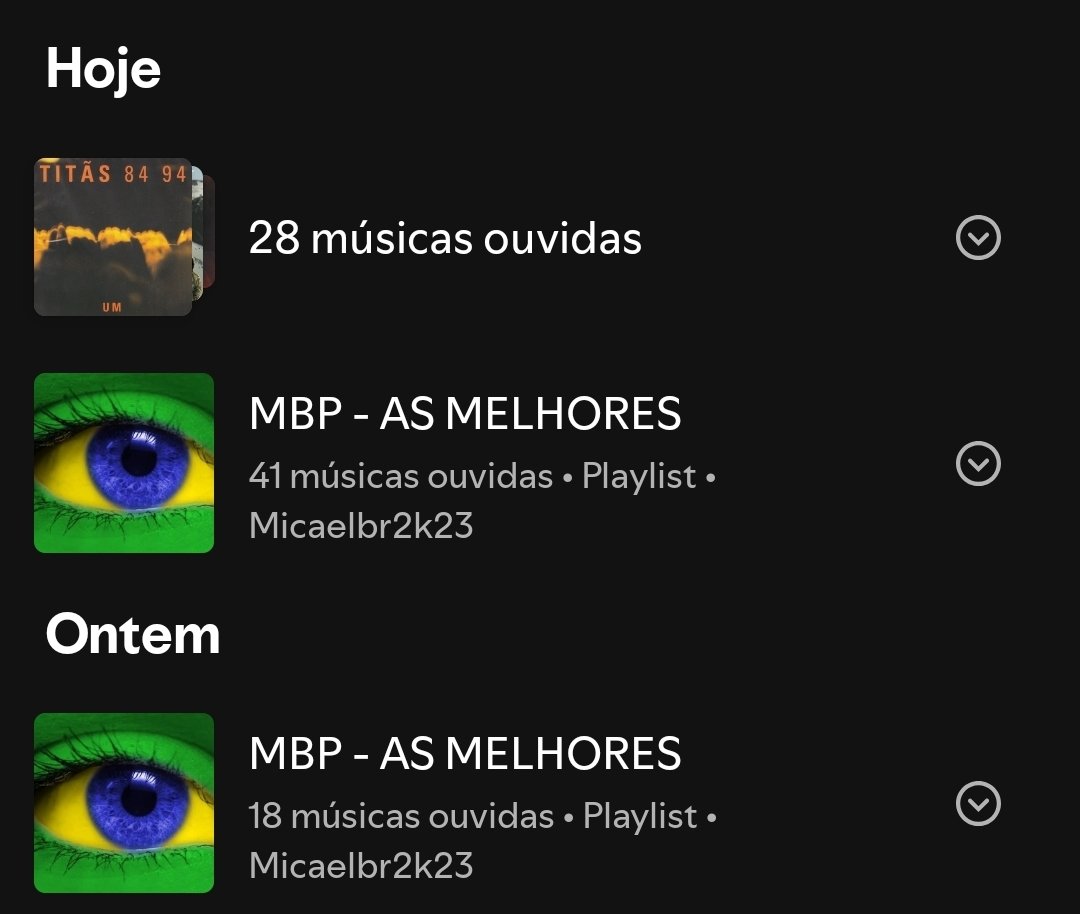 divocomenta's tweet photo. Morrendo que eu botei djavan pra ouvir enquanto dormia (22h por aí) e sem querer dormi com a música tocando no volume alto, só acordei agora com uma mpb aleatoria tocando e eu encima do celular.... 
E OLHA O TANTO DE MSC Q TOCOU https://t.co/3WeXX7aXHD