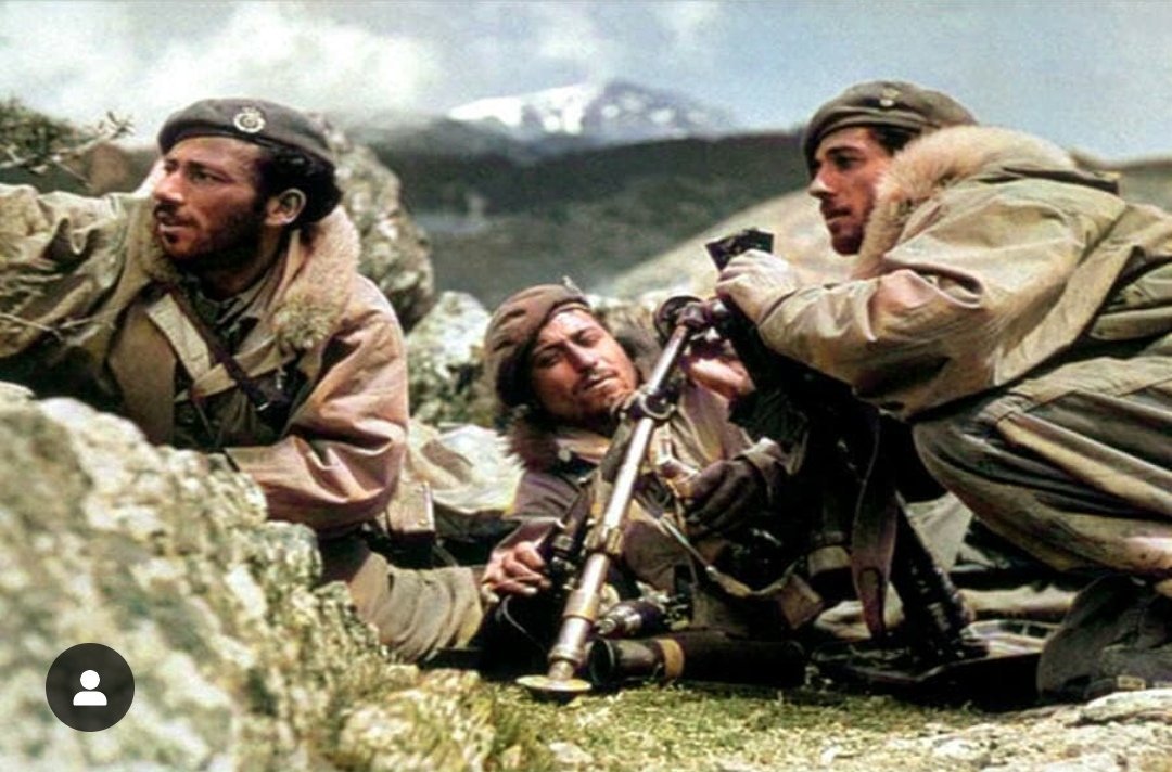 __darcelX__'s tweet photo. Η αυριανή μέρα θα έπρεπε να είναι μέρα γιορτής για την χώρα.
Στις 2 Αυγούστου 1249, ξεκινούσε η επιχείρηση Πυρσός, η οποία εκτυλίχθηκε σε 3 φάσεις και ολοκληρώθηκε με την οριστική ήττα των κομμουνιστοσυμμοριτών.
Αλλά είπαμε: πάνω από όλα, σεβόμαστε τους αγώνες της αριστεράς. https://t.co/bwSISC5bSx