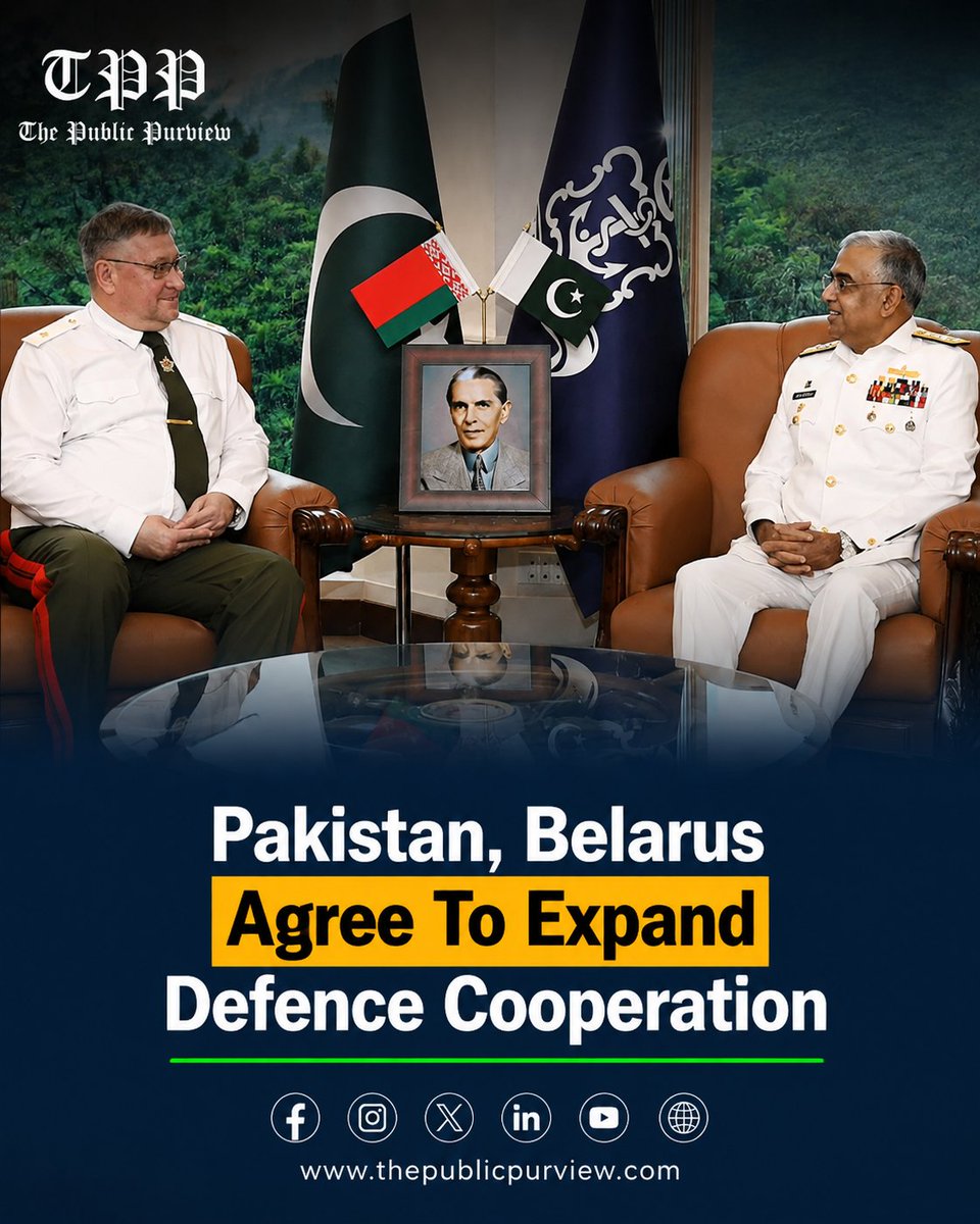 publicpurviewpk's tweet photo. @PakistanNavy Chief Admiral Naveed Ashraf met Belarus' Chief of the General Staff Major General Pavel Muraveiko in Islamabad to discuss defence collaboration and regional maritime security.

Read more: https://t.co/pSmA2PGRR2

#PakistanNavy #Belarus #DefenceCooperation #MaritimeSecurity #PakistanBelarusRelations