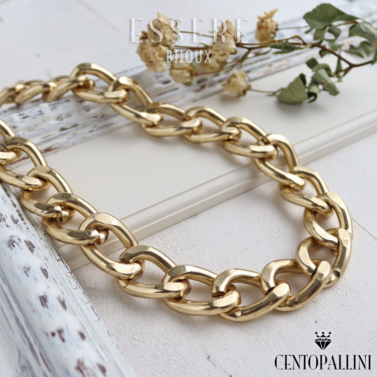 CentoPalliniRL's tweet photo. 夏の輝き・チャンキーチェーンゴールドネックレス https://t.co/hOOneuvV7a #minne #ad https://t.co/RdfwvzA01V