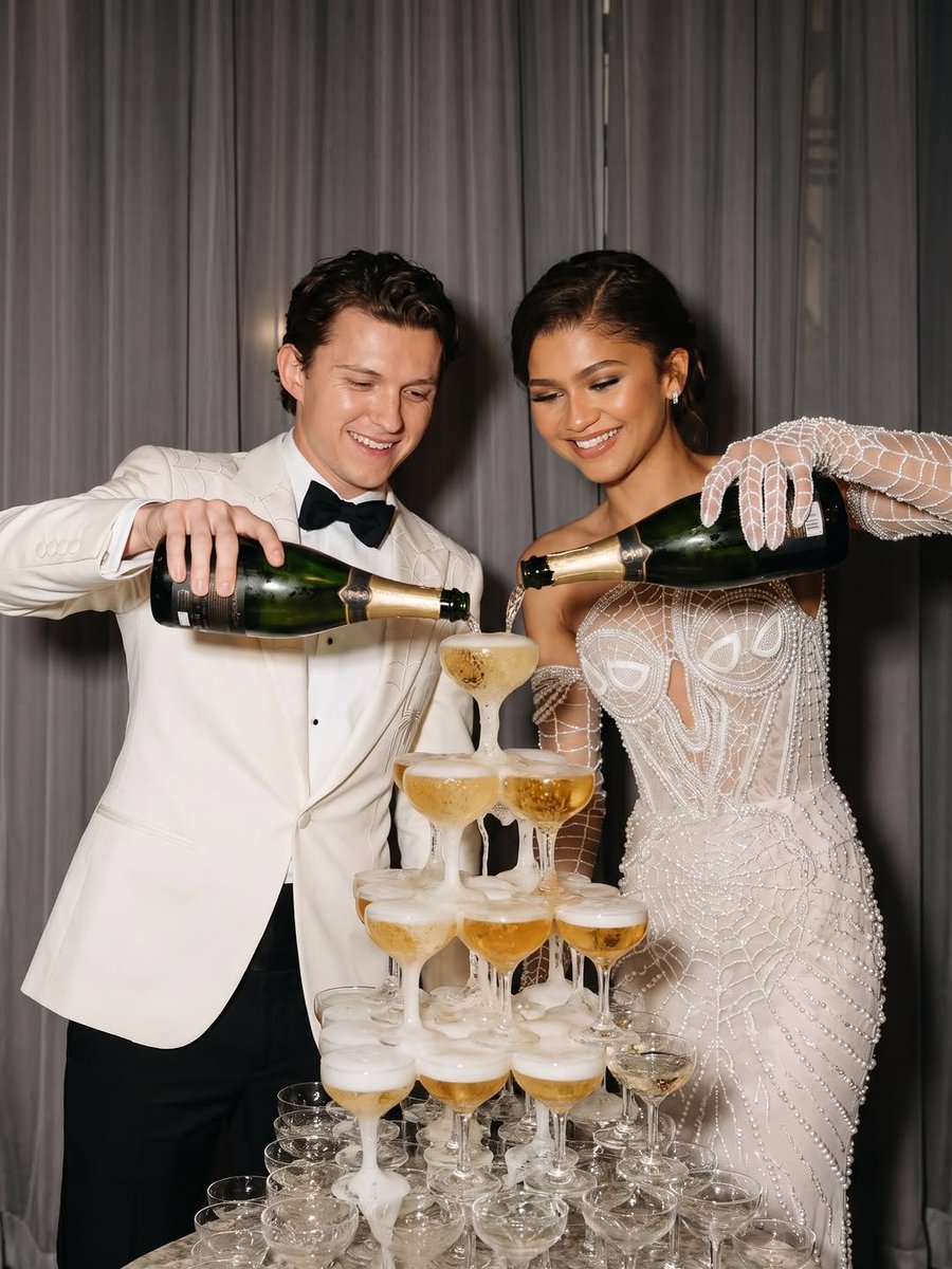 SpicyTimeLine's tweet photo. It all started with a spider bite... and ended with forever. 🕷️❤️💍

From on-screen chemistry to a real-life fairytale.
Congratulations, Tom Holland &amp; Zendaya! ✨🥹 https://t.co/USonRhbZTG