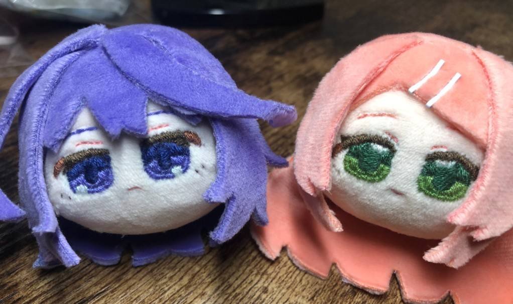 522_2536's tweet photo. ＼ゆっくりデフォ子／
　　　　　　　　＼ゆっくりモモです／ https://t.co/mnMLv7fPXt