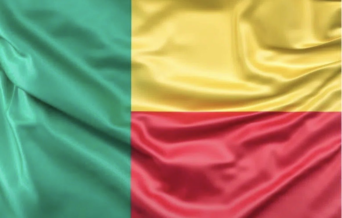 Monsieur_Shade's tweet photo. The Flag                                                           The Face 

#Happyindependanceday 🇧🇯 https://t.co/qVWTZDMVGc