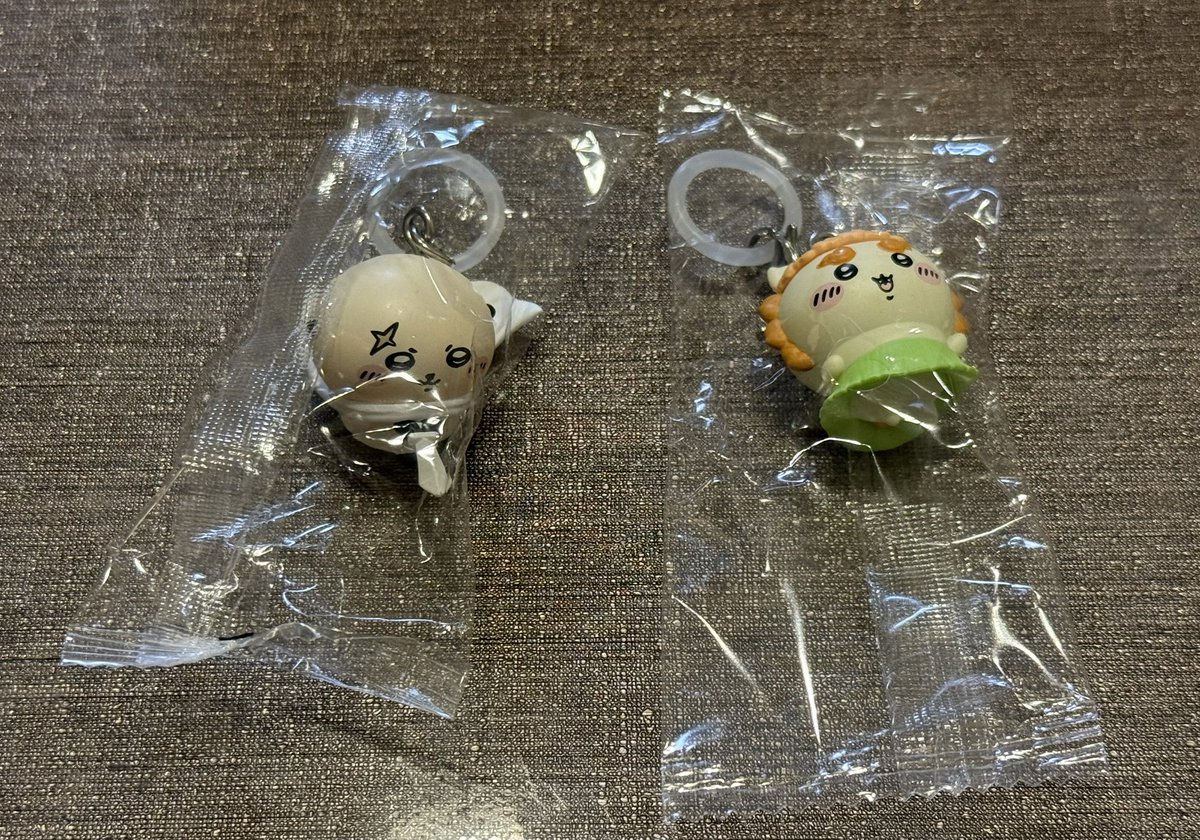 Lady55819944's tweet photo. 映画ちいかわ  入場者特典
チャームミニフィギュア 交換

【譲】シーサー、ラッコ

【求】 ハチワレ、ちいかわ
        カニちゃん、くりまんじゅう

被ってしまったため、どなたか交換して頂けないでしょうか？🥹
梅田周辺にて手渡し希望です！
どうぞよろしくお願いいたします🙇‍♀️🙇‍♀️

 #ちいかわ交換 https://t.co/tVo1ctmnNk