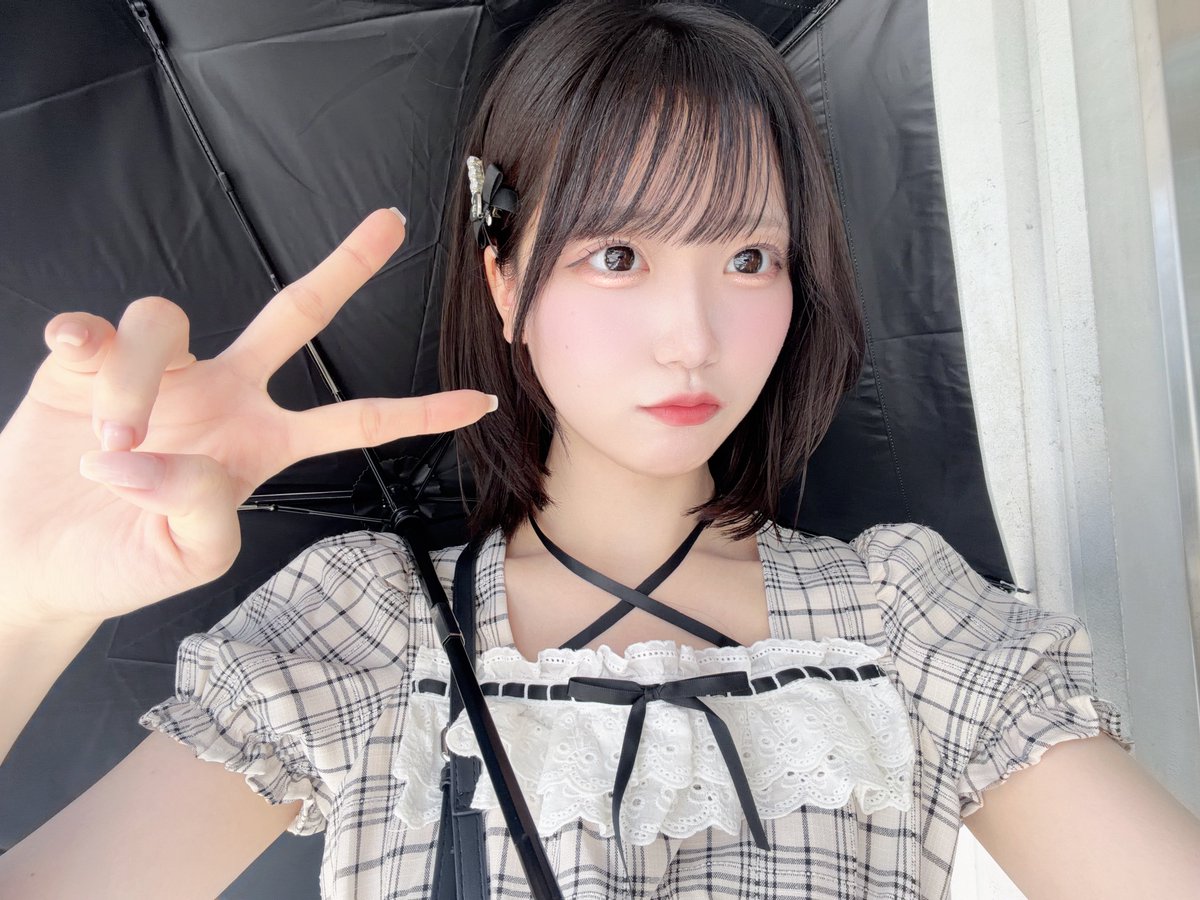 ___hmdxhbk___'s tweet photo. 8月もよろしゅーねー♩⟡
 #STU48 https://t.co/g5RgV8yF1F