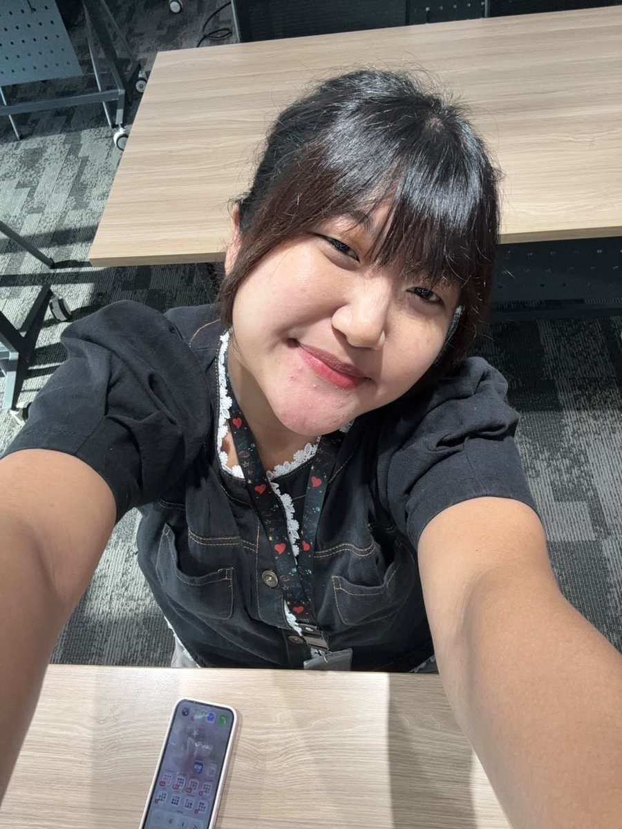 crunchyyflour's tweet photo. pap juga ah (((soalnya gatau mau ngepap ke siapa))) https://t.co/NidtuhiCin