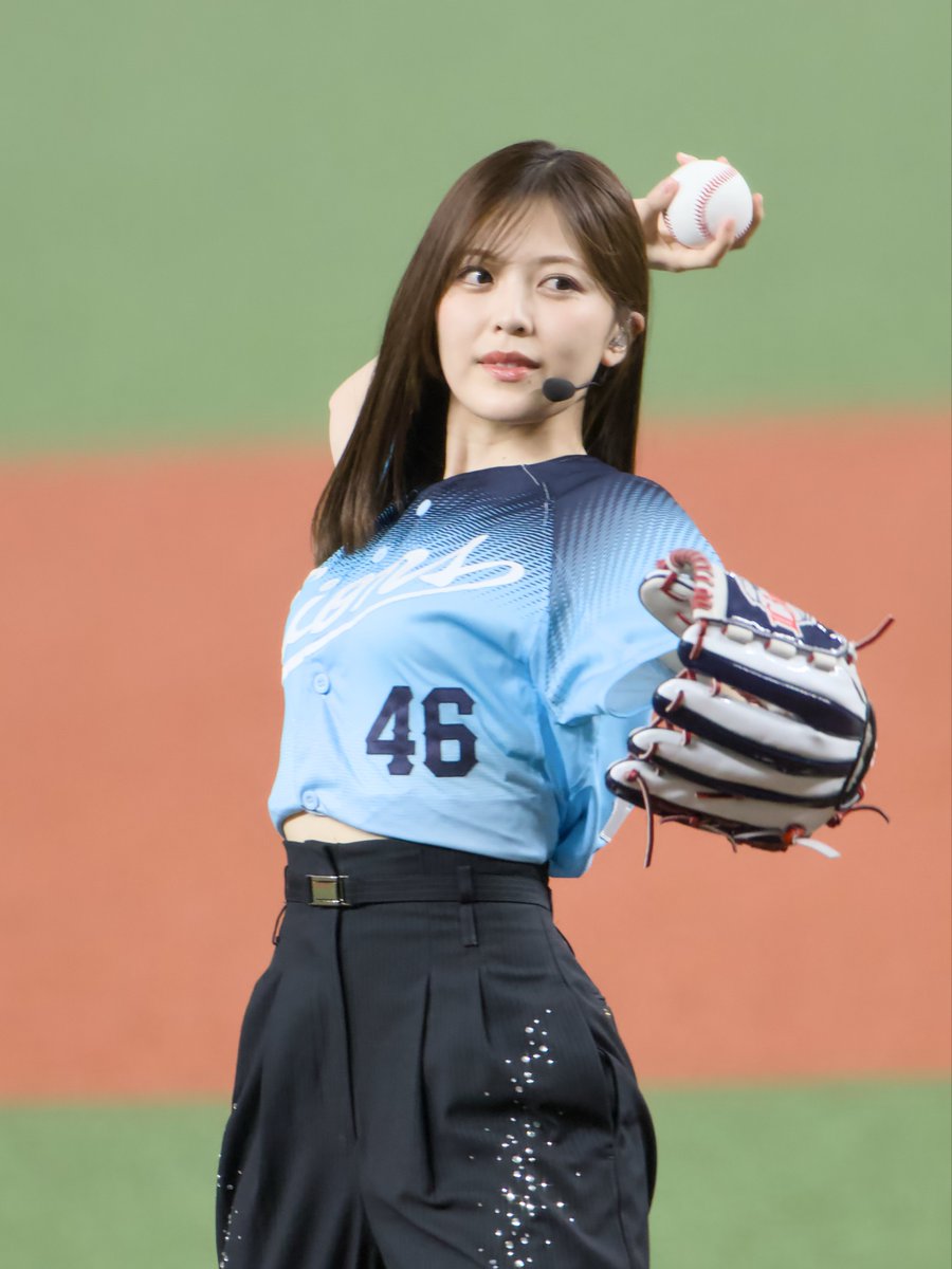 B7_ngz's tweet photo. 2026.07.31  ベルーナドーム

乃木坂野球部③

何だかかっこ良いゆんちゃんのセ��モニアルピッチ
#乃木坂野球部
#乃木坂46
#柴田柚菜 https://t.co/oQUKsLRJVR