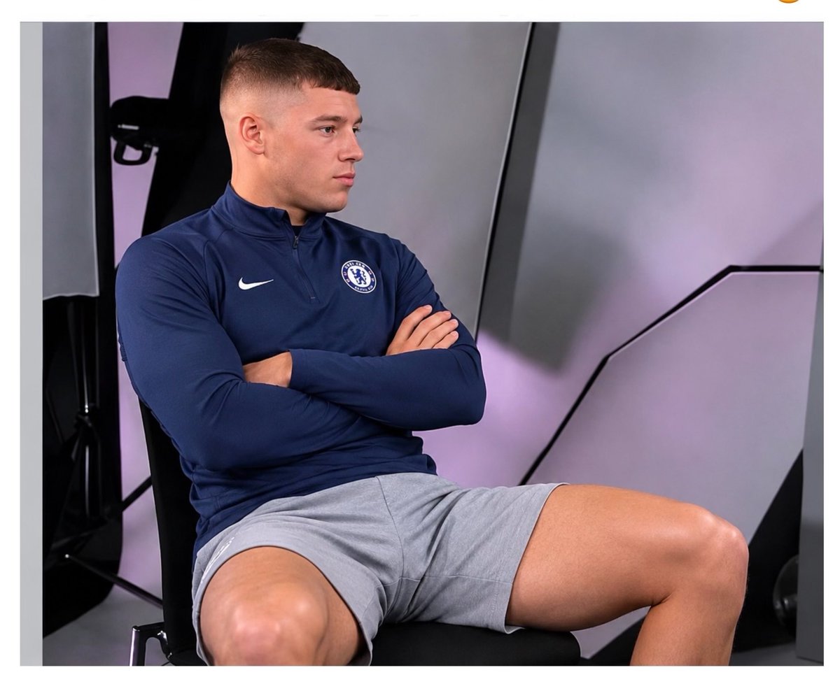 itsjusttheo1's tweet photo. IF YOU SIT LIKE THIS, DON'T ASK ME TO REPEAT ANYTHING YOU JUST SAID🙄🙄 https://t.co/M8hto7qY6d