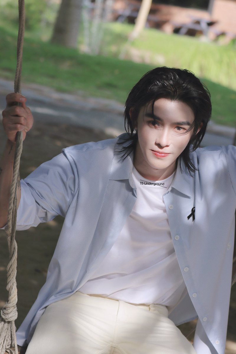 15__Underground's tweet photo. 260726

summer BF style🍃

🚫re-edit 🚫repost 
#BXXMRVW #RVW 
#BoomRaveewit @bxxm_rvw https://t.co/PAGl1Efuxd