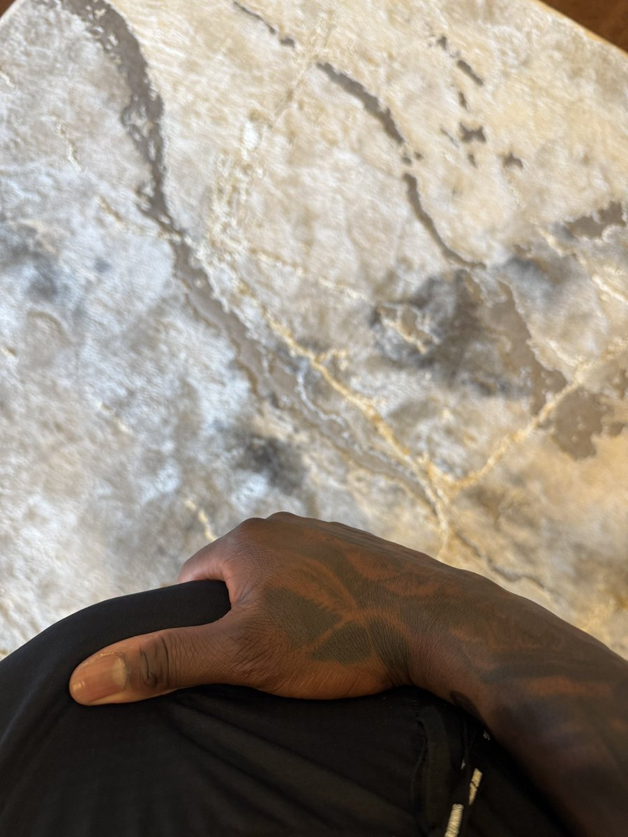 Luckiman_1 tweet picture