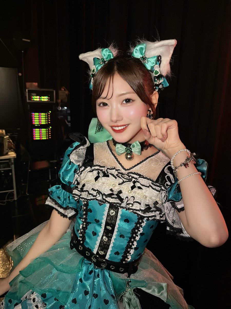 rana__fm0106's tweet photo. 新衣装どうかな？🐱🖤 https://t.co/zqEME6j0O4