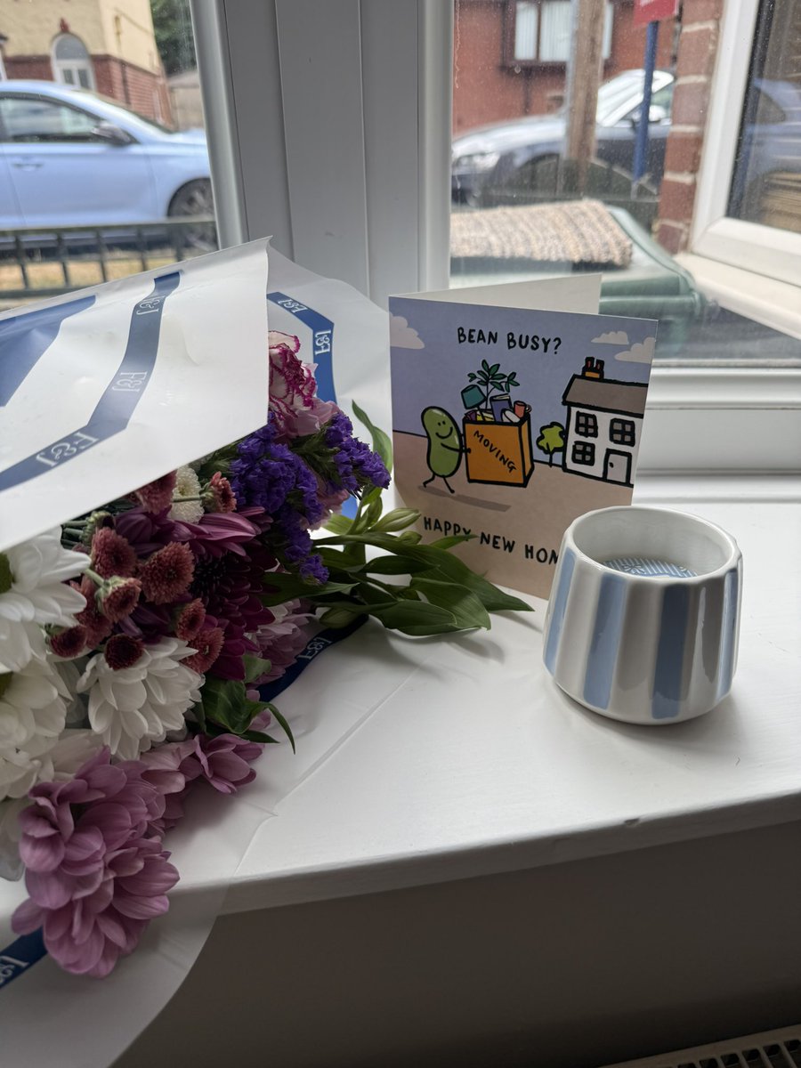 madison_ohagan's tweet photo. Hi guys, did a grown up thing and bought a house on my own everyone say go me #missindependent #busywoman https://t.co/xARsDV0NQt