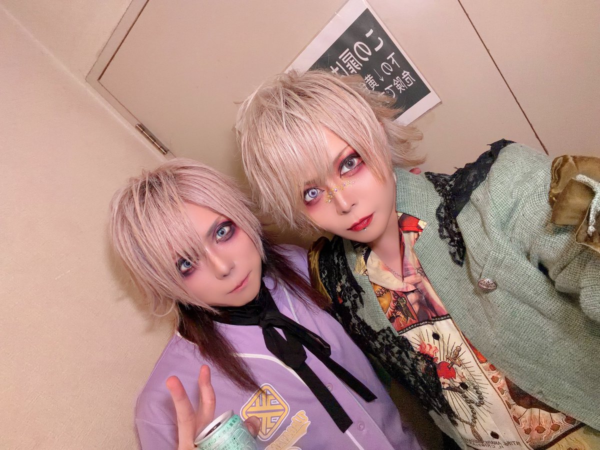 chanty_shota's tweet photo. 夏の行方フェスin埼玉ありがとうございました

我々は埼玉、東京のみですが残すは
夏の行方FESのファイナル
O-EAST 2026.08.20

ついにsatoshiさんとの出会いの場所で同じステージに立つ日が来ること本当に嬉しく思います
頑張ろう。楽しもう。

DIV、そしてsatoshiさんに出会えて本当によかった！想いはInstagramへ残してあります