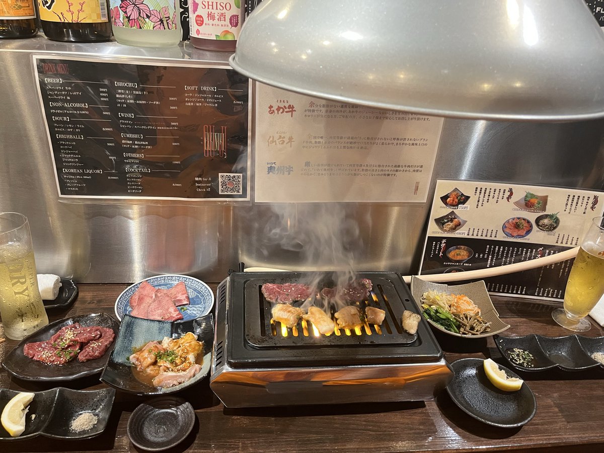 beaver_luv_'s tweet photo. ぶーやんが行っていた焼肉屋さんに行ってきた➰！！

どのお肉も新鮮で美味しかった.......
サインと写真撮らせてもらって最高✌🏻 https://t.co/MCwf4Q2c6N