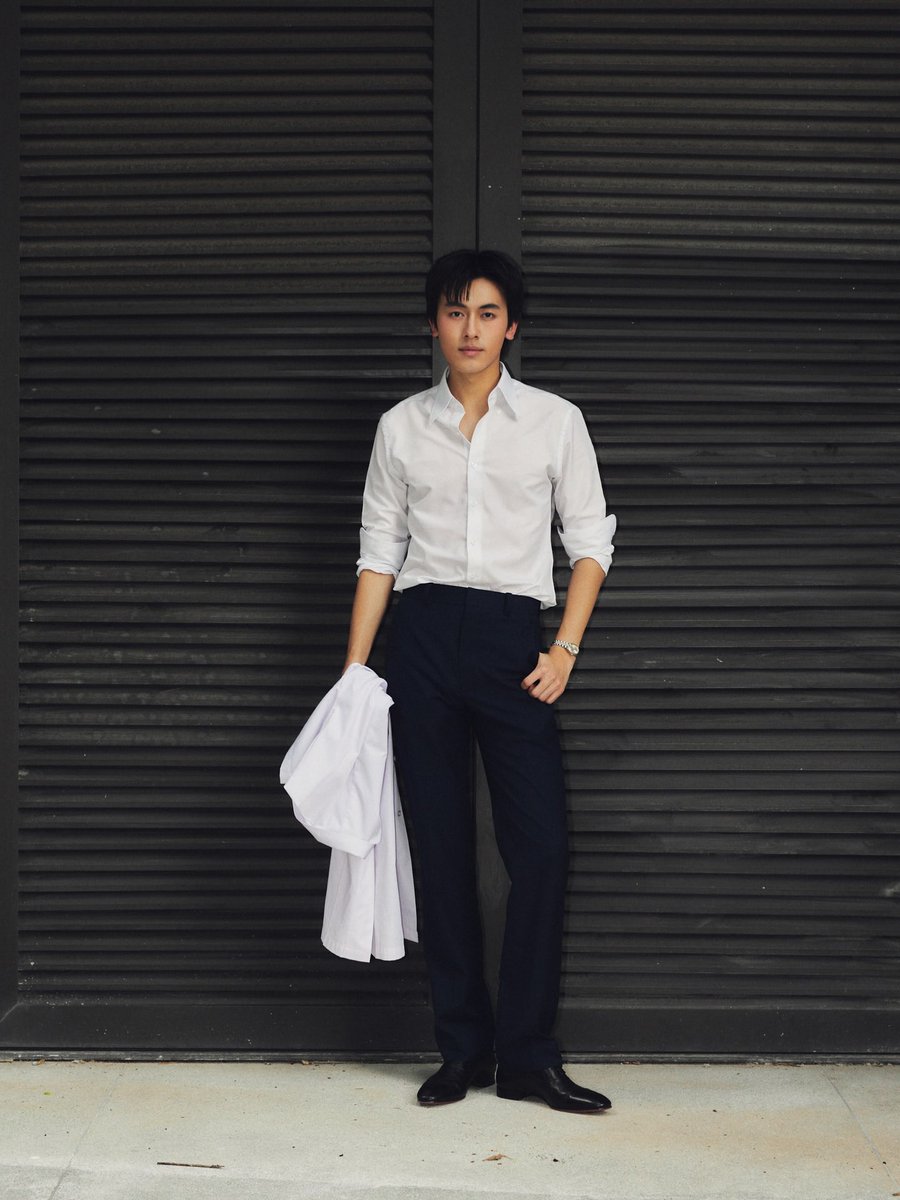 gorntification's tweet photo. “ กรเป็นคนที่อยากมีประโยชน์ครับ ชอบที่จะส่งพลังบวกให้กับผู้อื่น ” 

positive energy ของกร ได้ส่งต่อเป็นความรักที่ทุกคนร่วมกันแปรเปลี่ยนให้กลายเป็นความหวังต่อใครอีกหลายคน ผ่านการร่วมบริจาคเงินเพื่อสนับสนุนในนาม กร วรรณไพโรจน์ #PROXIEGorn และแฟนคลับ (USER) เนื่องในโอกาสวันคล้ายวันเกิดครบรอบ 23 ปี โดยมอบให้กับมูลนิธิดังต่อไปนี้ 

1 มูลนิธิเพื่อสนับสนุนการผ่าตัดหัวใจเด็ก
2 มูลนิธิโรงพยาบาลเด็ก โครงการ Little Miracle ปาฏิหาริย์แห่งชีวิต ช่วยน้องพิชิตมะเร็ง
3 มูลนิธิเพื่อเด็กและคนพิการ สถานสงเคราะห์เด็ก บ้านเด็กพระคุณ โดยมอบทุนการศึกษานักเรียนทั้งหมด 3 คน และมอบเป็นทุนสำหรับโครงการอาหารกลางวันให้น้องในบ้าน

รวมยอดเงินบริจาคทั้งสิ้น 64,273 บาท 

ขอบคุณทุกคนที่ร่วมเป็นส่วนหนึ่งของการส่งต่อโอกาส ลดระยะเวลาการรอคอยในการรักษา เติมเต็มรอยยิ้มให้กับน้อง ๆ เพื่อให้พวกเขาได้เติบโตและมีคุณภาพชีวิตที่ดีขึ้นไปด้วยกันนะคะ
♥️
 
#dear23gorn 
#PROXIEth #gorntification