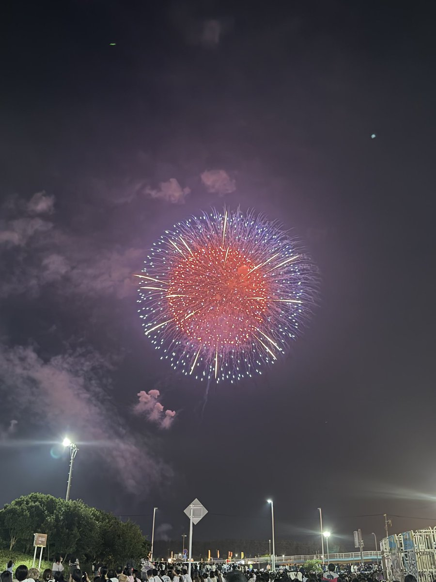 ryoCROB's tweet photo. 花火🤩 https://t.co/rbEMhW1ZFO