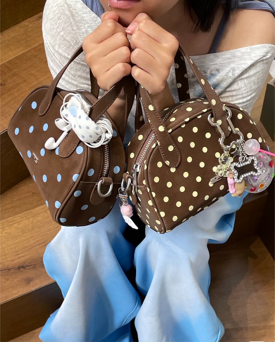 friendlyxstore's tweet photo. (New) Crying center polkadot boston bag
สีใหม่! น่ารักมากกก 🤎🥣⭐️ https://t.co/MNDVx5z9X2