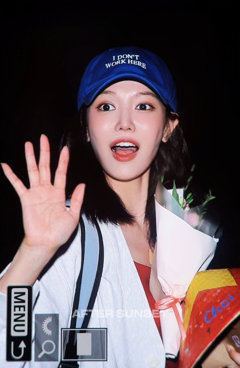 aftersunset0210's tweet photo. #수영 #sooyoung #소녀시대 #snsd https://t.co/2FzSRJ2qfd