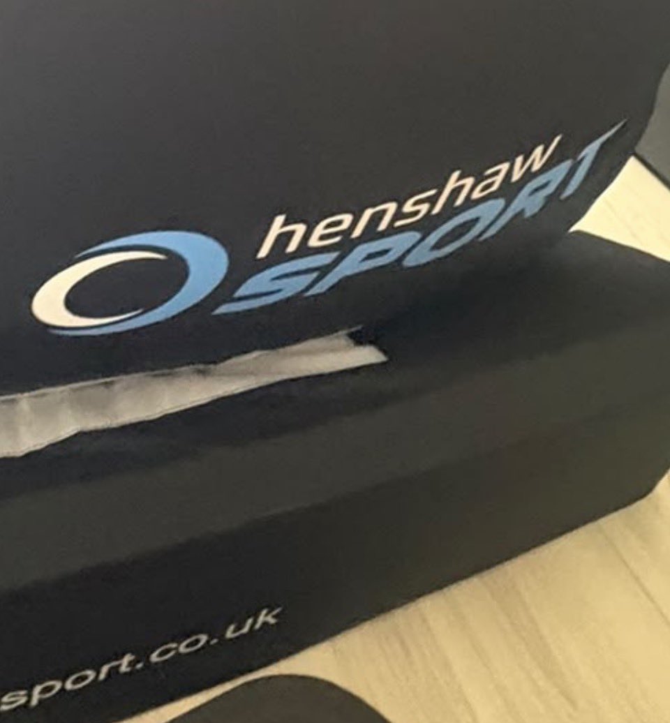 AlixPopham's tweet photo. This week I took delivery of my easy access @thewellnesstreegroup @henshaw_hyperbarics all in preparation for my Total Hip Replacement in a few weeks, I now will be able to treat my 🧠as well as treating my Hip 🦿  Thank you @thewellnesstreegroup 🙏❤️🏉🦿🧠👊 https://t.co/pzUBD3cFrd