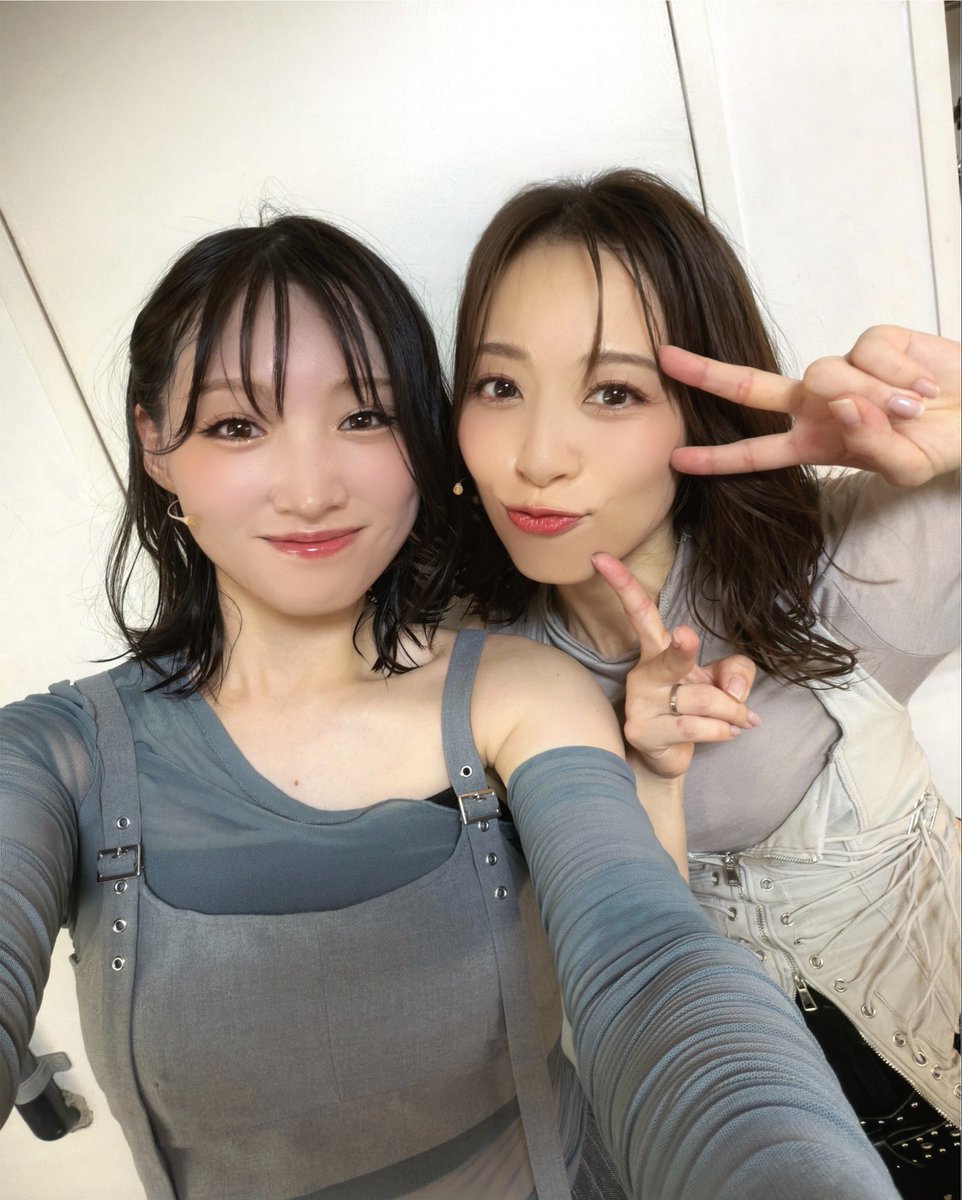yuuriso_1201's tweet photo. ✶HER-IZON WORKS Project
vol.1「#IDOLTIME」

ご来場くださった皆様
誠にありがとうございました！

ラン役のあゆさん、アイミ役の綾さんとお写真を撮っていただきました🥰
おふたりのパフォーマンスだけでなく、お人柄も大好きで…ずっとお話ししていたい…🥺🌟

明日は千秋楽です！

#HWPJ https://t.co/jiKglPWDkf