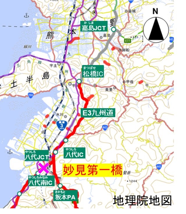iHighwayKyushu's tweet photo. 【NEXCO西日本】令和8年熊本地震により、南九州道 八代JCT～八代南IC間に位置する妙見第一橋で橋脚や橋桁が大きくずれ、大きな段差が発生しています。
これまでの大規模地震の経験を踏まえた落橋防止システムにより橋桁の落下を防ぐことができました。
復旧には時間を要する見込みです。 https://t.co/AAV4UluUlo