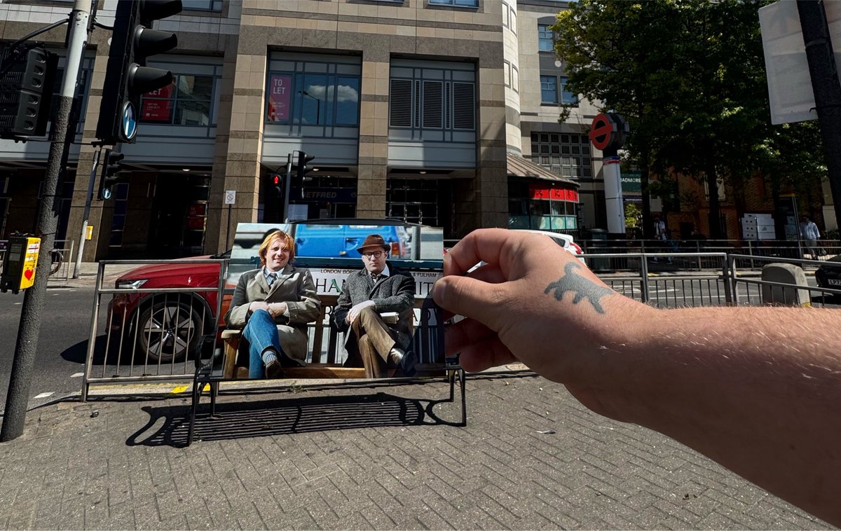 Youngy54's tweet photo. “Now look, they don’t call me the Hammersmith crumpet radar for nothing!”

Always special to make the little commute to see the Rik Mayall Memorial Bench. The best ever. 🥹❤️ https://t.co/j67Be8wUBg